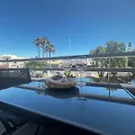 Shining Loft At Park Golf